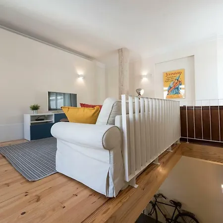 Lovelystay - Duplex Wonder In Se W/ Patio *