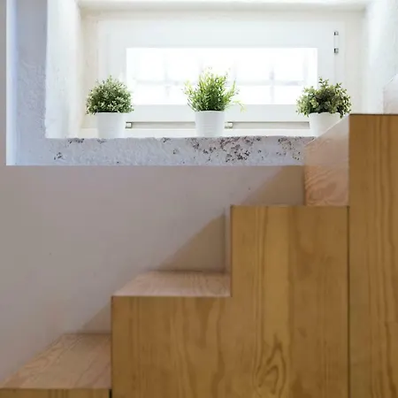 Lovelystay - Duplex Wonder In Se W/ Patio *